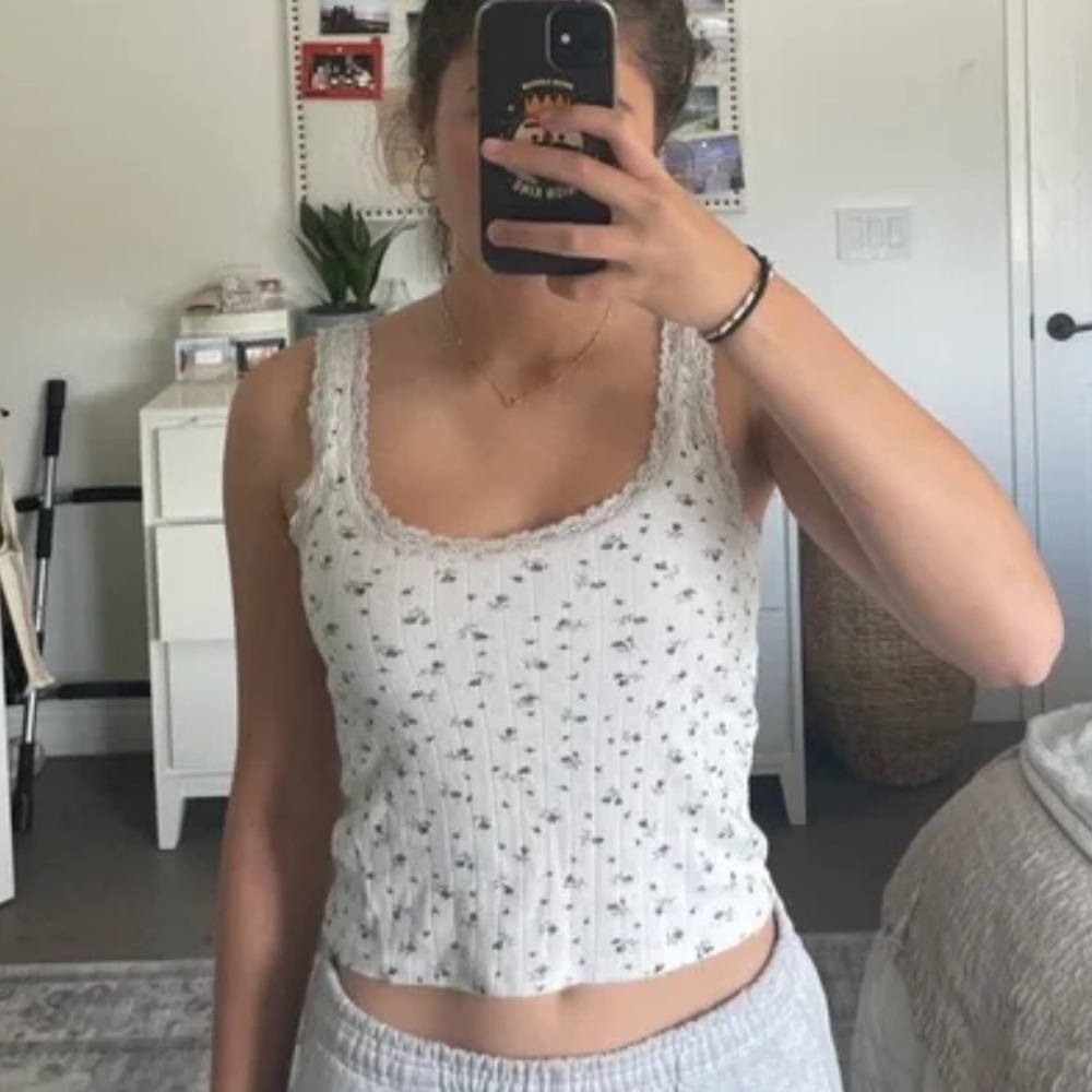 Gypsy & Jade - White Floral Ribbed Lace Scoop Neck Tank Top